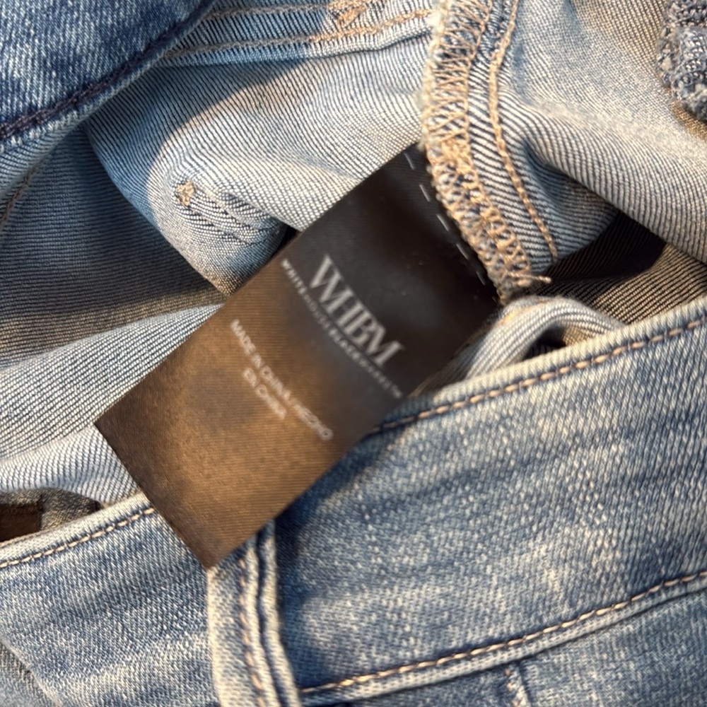 Whitehouse Blackmarket jeans. Boot cut hight rise size 4 short. - Picture 12 of 12